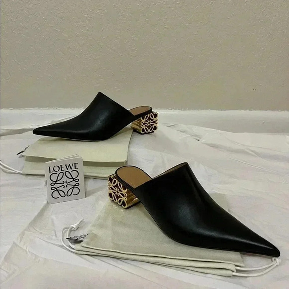 NEW LOEWE Anagram Black Gold Pointed Slip On Mules 6Chunk Heel, SiZE 36EU - Picture 6 of 9